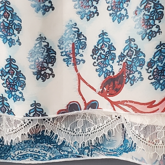 NORTHERN REFLECTIONS Floral Print Short Sleeve Top Size XL - Picture 3 of 4